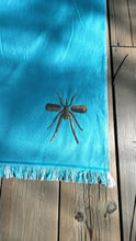 Carregar imagem no visualizador da galeria, Toalha Praia Turquesa/Gold Mosquito
